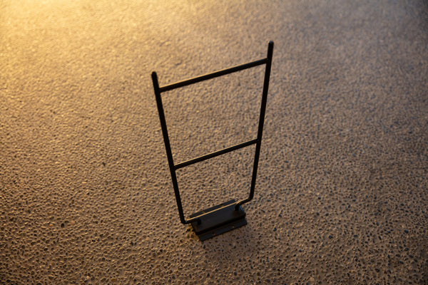 Fixed Iron legs / FXL-0130